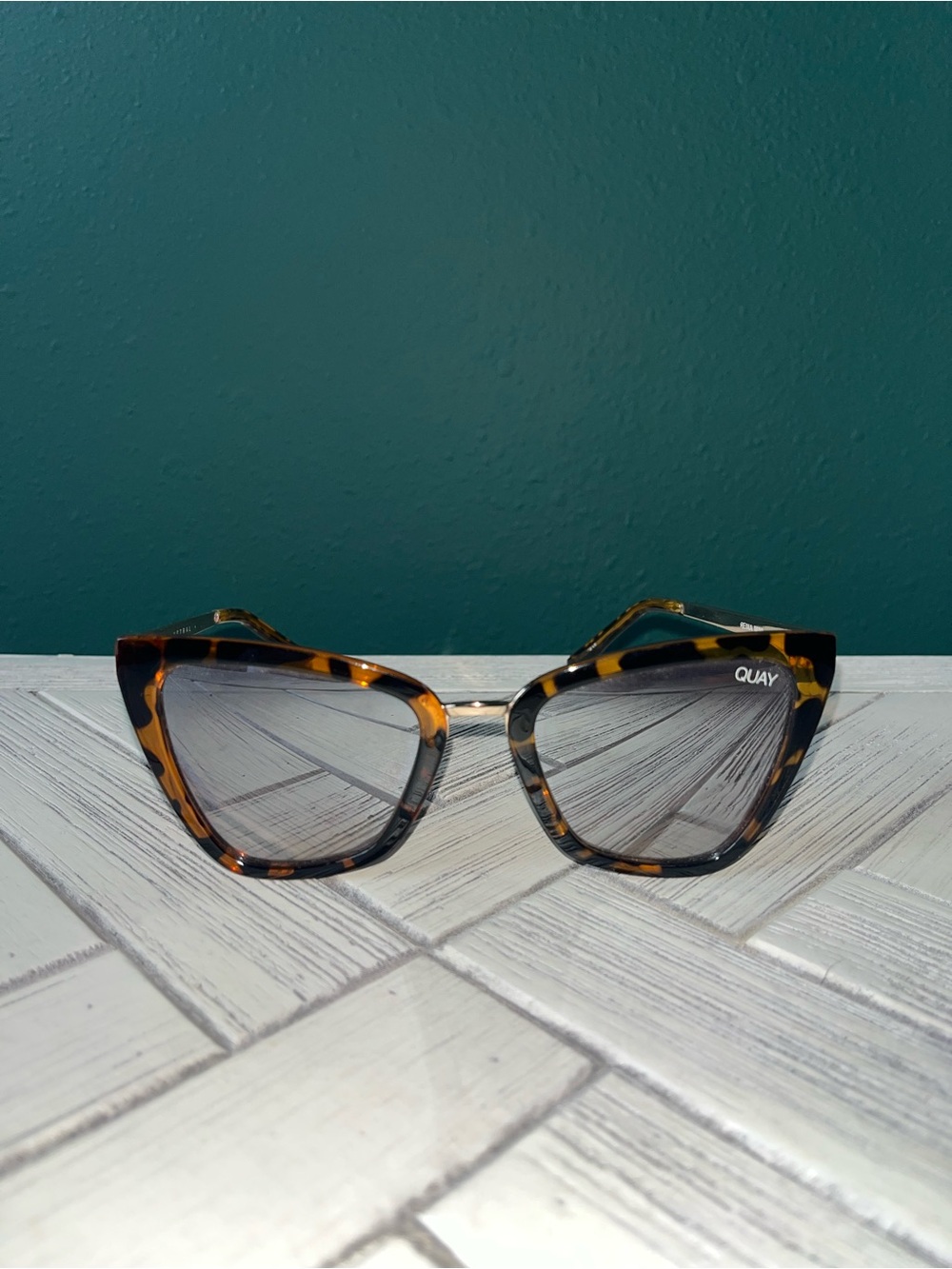 Quay Australia Tortoiseshell Cat-Eye Sunglasses Reina Mini